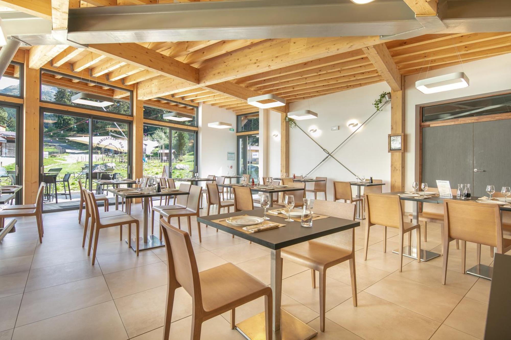 Vvf Les 7 Laux Massif De Belledonne Hotel Prapoutel Eksteriør billede