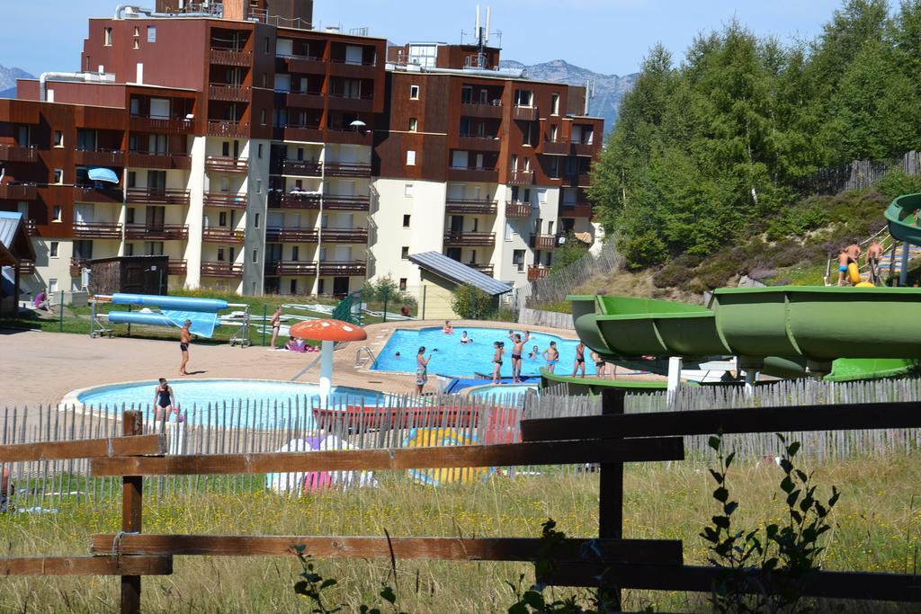 Vvf Les 7 Laux Massif De Belledonne Hotel Prapoutel Eksteriør billede